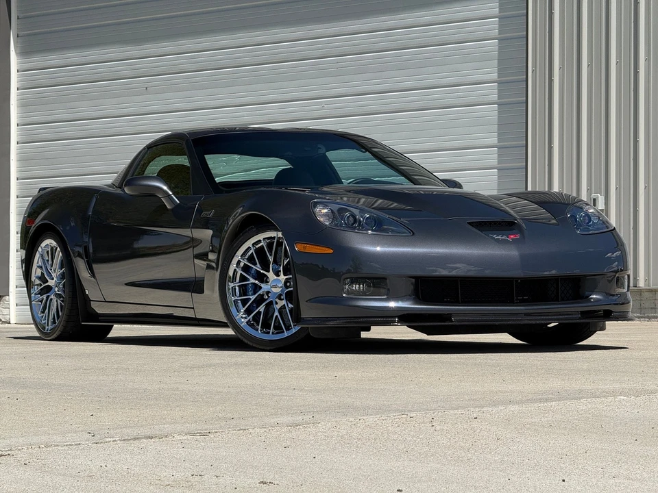 2009 Chevrolet - Image 2 of 12