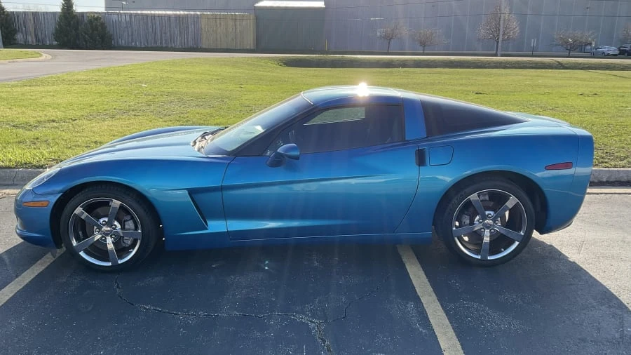 2009 Chevrolet Corvette C6 - Image 2 of 11
