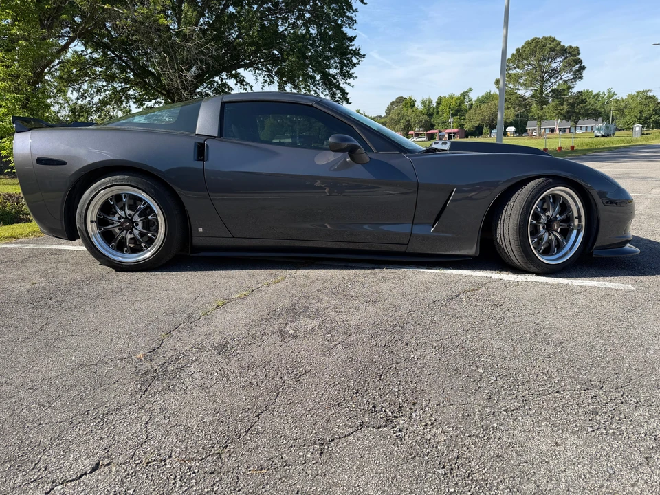 2009 Chevrolet Corvette C6 - Image 16 of 31