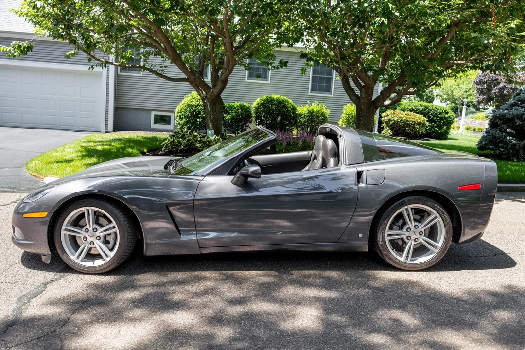 2009 Chevrolet Corvette C6 - Image 8 of 31