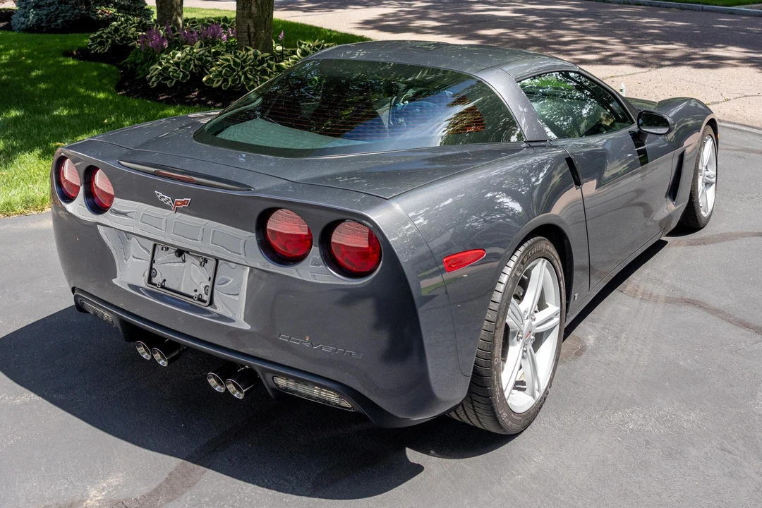 2009 Chevrolet Corvette C6 - Image 16 of 31