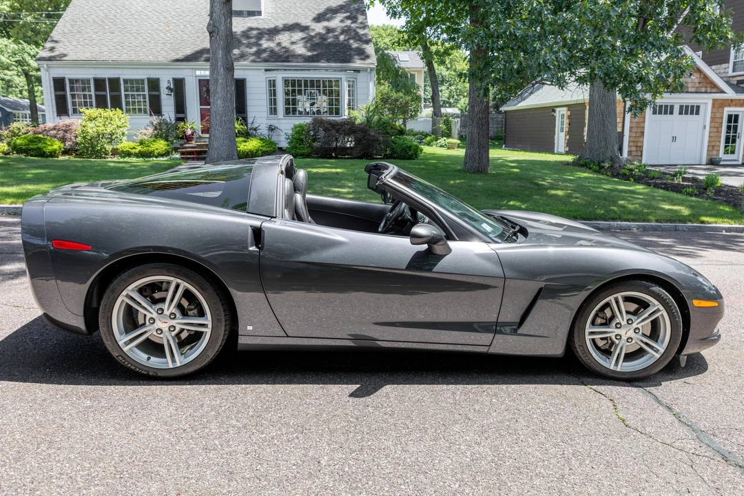 2009 Chevrolet Corvette C6 - Image 3 of 31