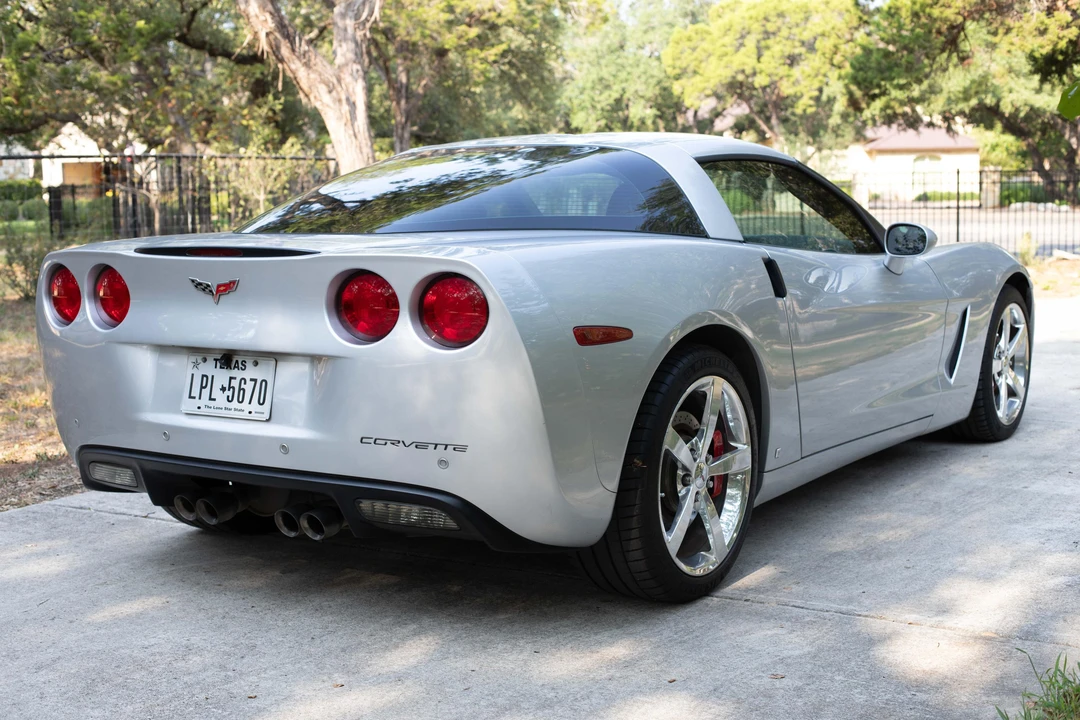 2009 Chevrolet Corvette C6 - Image 11 of 31