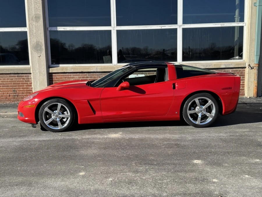 2009 Chevrolet Corvette C6 - Image 2 of 9