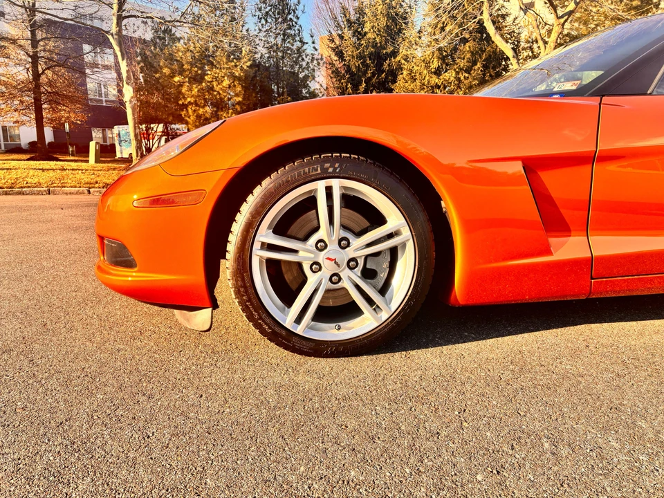 2009 Chevrolet Corvette C6 - Image 24 of 25