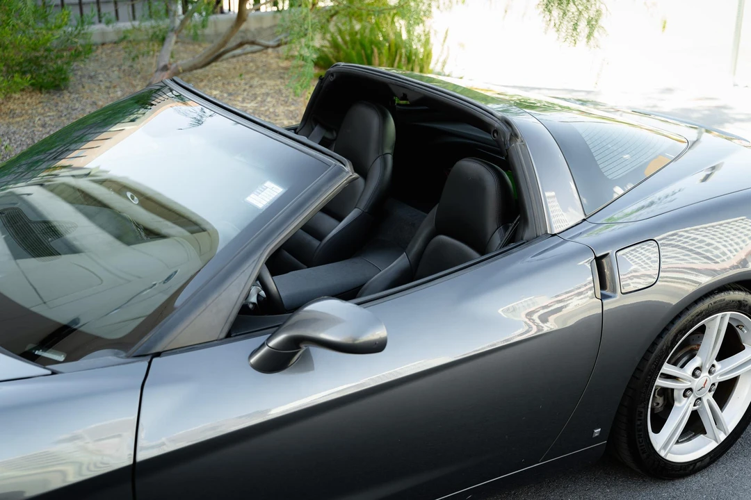 2009 Chevrolet Corvette C6 - Image 18 of 31