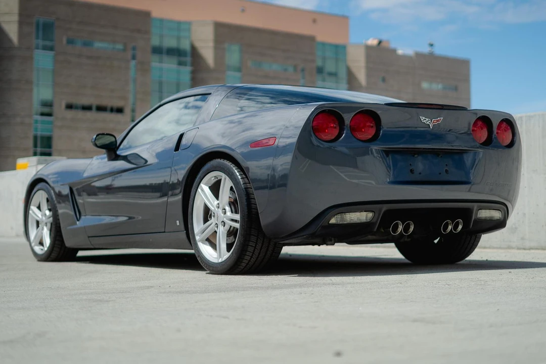 2009 Chevrolet Corvette C6 - Image 4 of 31