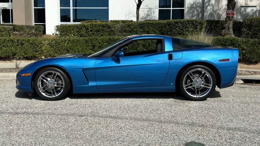 2009 Chevrolet Corvette C6 - Image 2 of 29