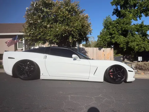 2009 Chevrolet Corvette C6 - Image 2 of 7