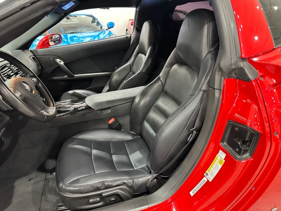 2009 Chevrolet Corvette C6 - Image 13 of 21