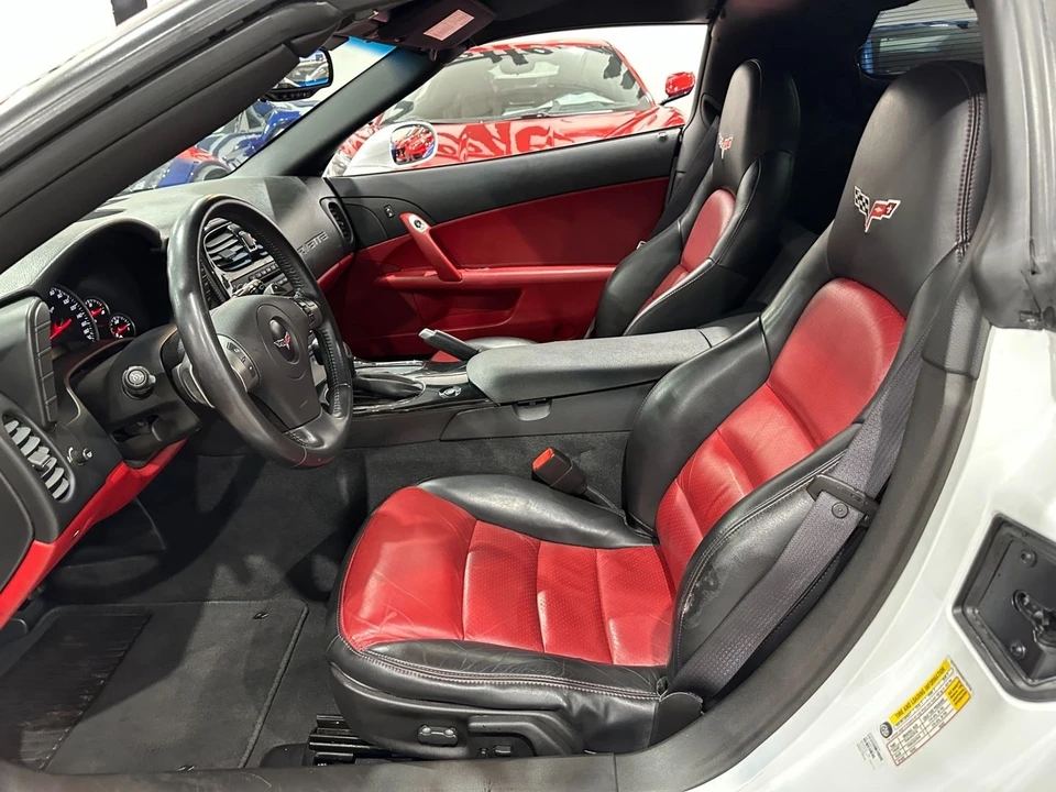2009 Chevrolet Corvette C6 - Image 18 of 21