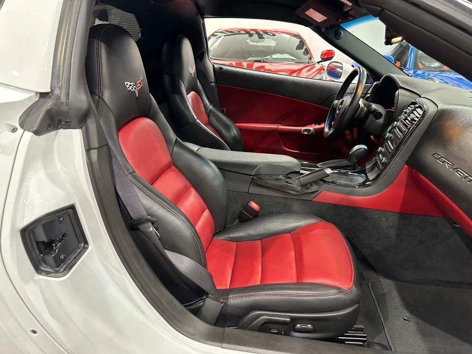 2009 Chevrolet Corvette C6 - Image 14 of 21