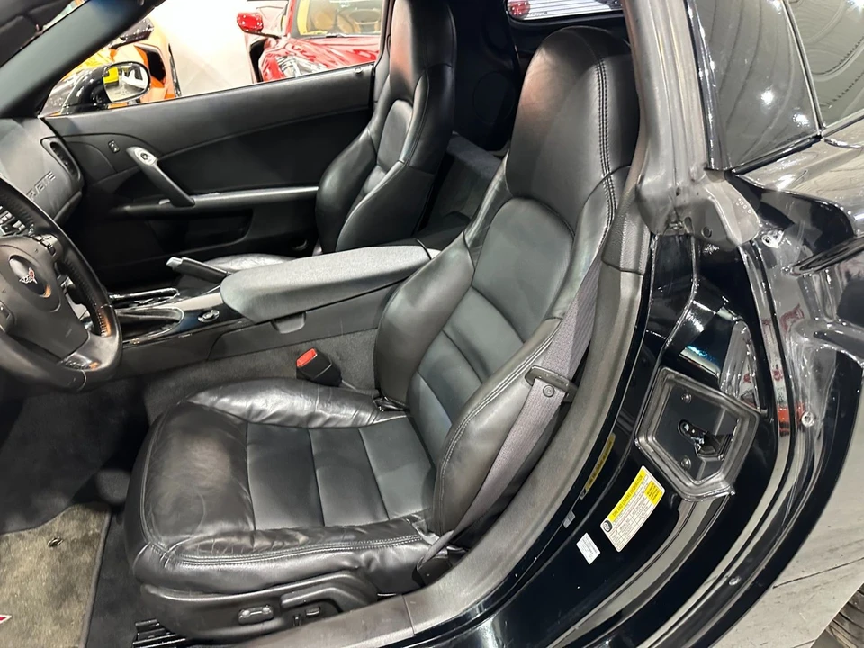2009 Chevrolet Corvette C6 - Image 13 of 21