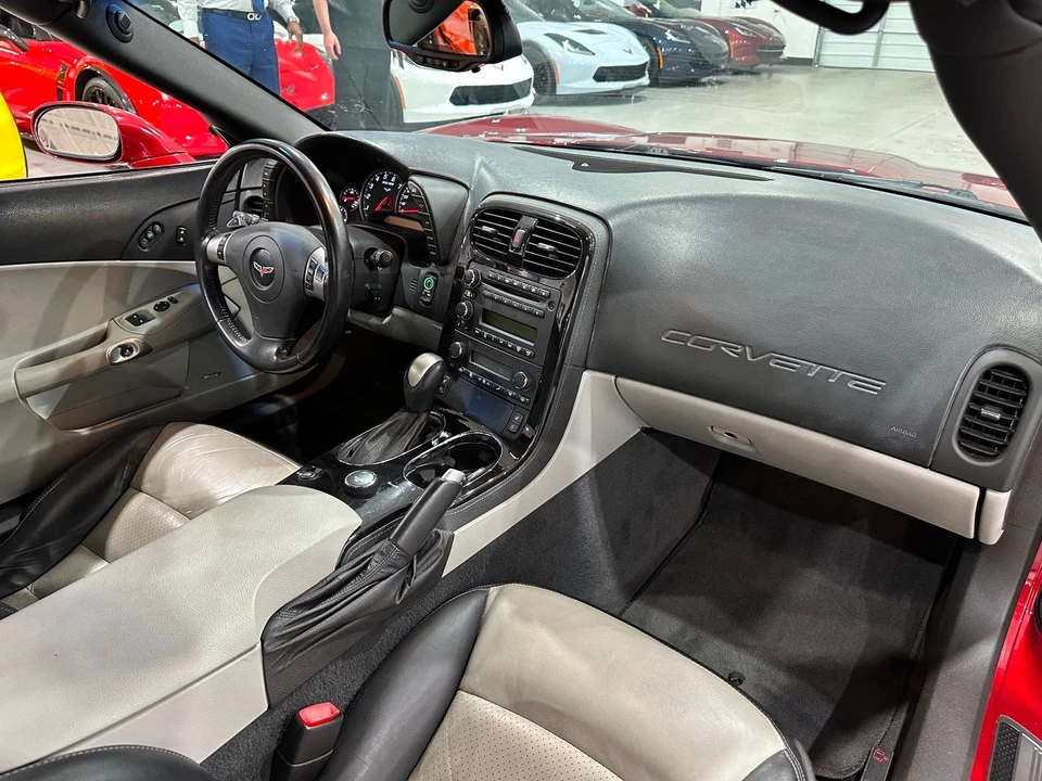 2009 Chevrolet Corvette C6 - Image 11 of 21