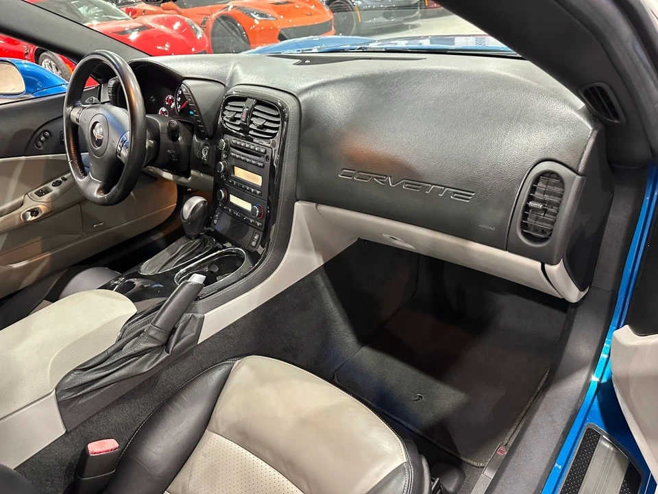 2009 Chevrolet Corvette C6 - Image 12 of 21
