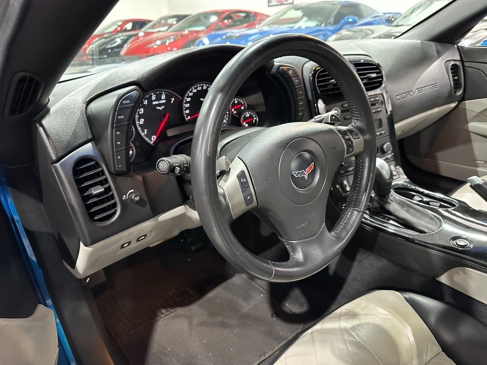 2009 Chevrolet Corvette C6 - Image 10 of 11