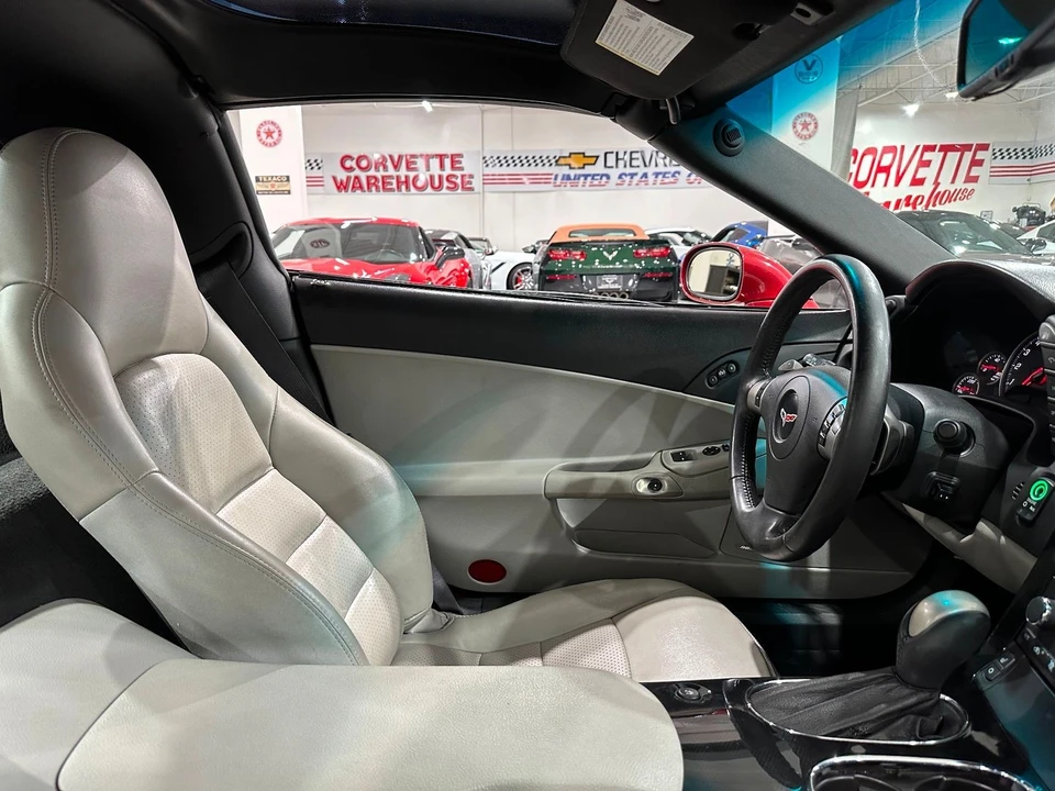 2009 Chevrolet Corvette C6 - Image 14 of 21