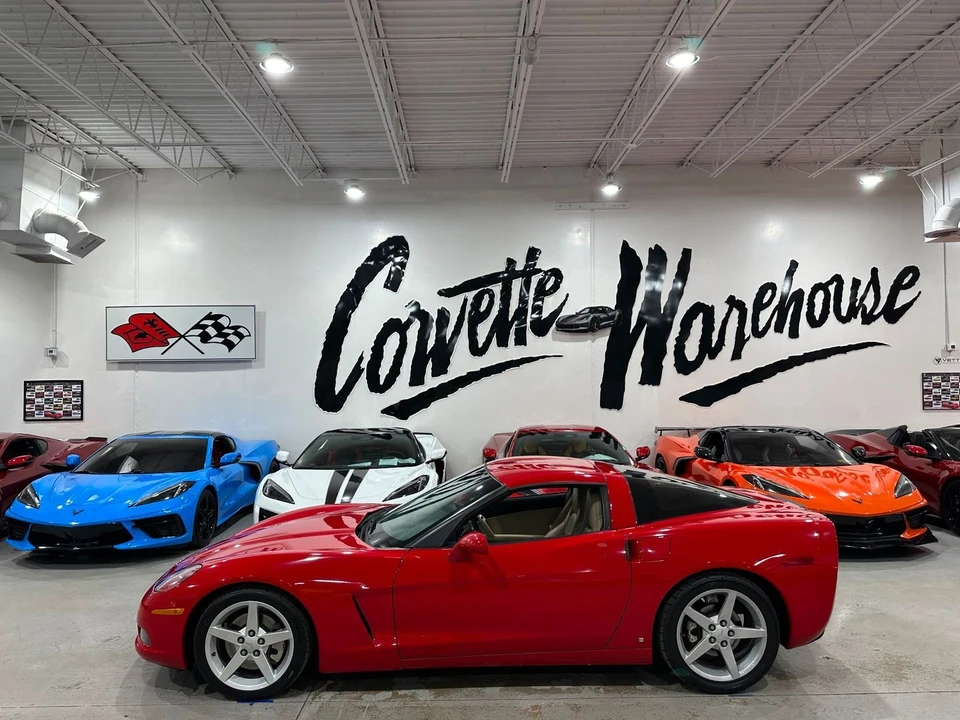 2009 Chevrolet Corvette C6 - Image 2 of 11