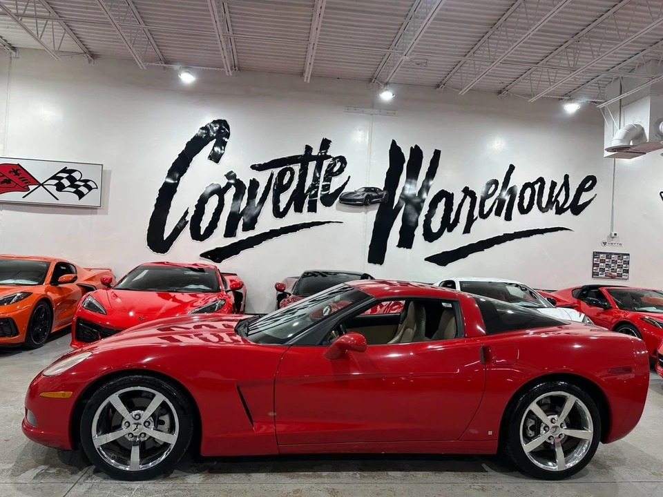 2009 Chevrolet Corvette C6 - Image 2 of 11