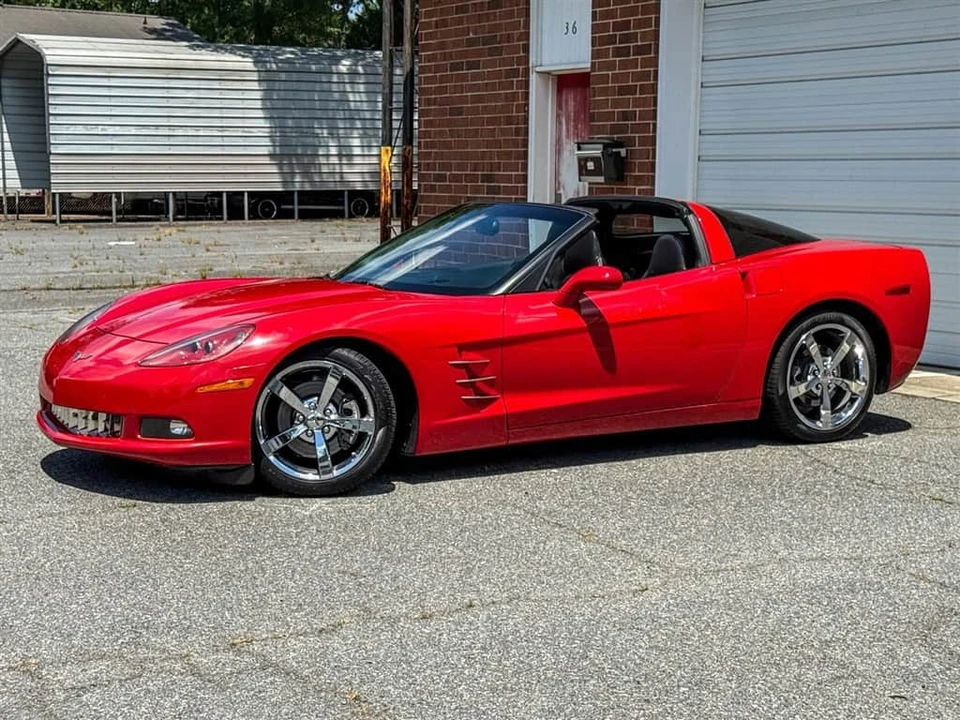 2009 Chevrolet Corvette C6 - Image 13 of 31