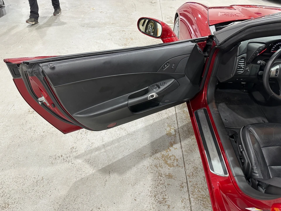 2009 Chevrolet Corvette C6 - Image 14 of 31