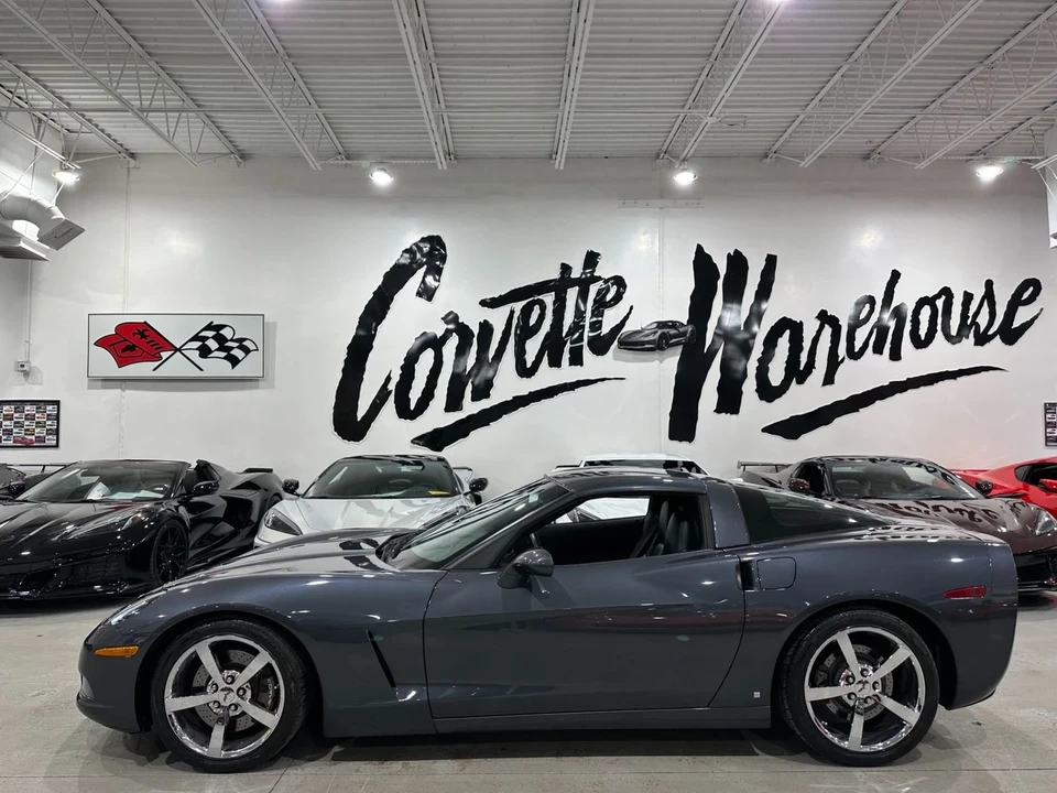 2009 Chevrolet Corvette C6 - Image 2 of 10