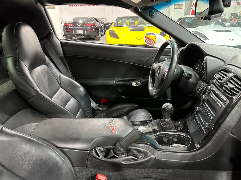 2009 Chevrolet Corvette C6 - Image 15 of 21
