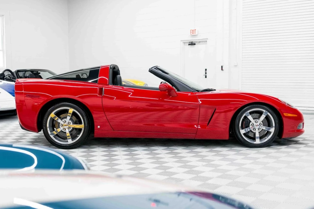 2009 Chevrolet Corvette C6 - Image 6 of 31