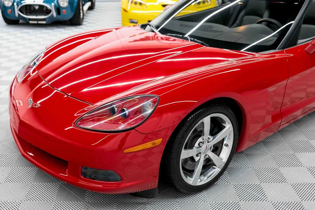 2009 Chevrolet Corvette C6 - Image 15 of 31
