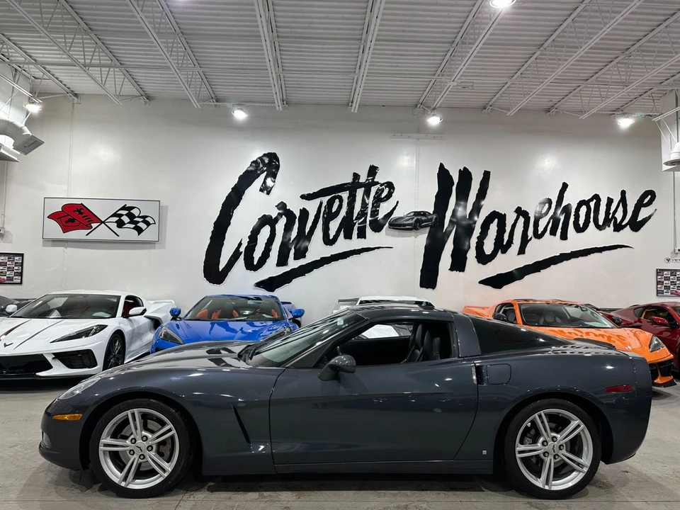 2009 Chevrolet Corvette C6 - Image 2 of 11