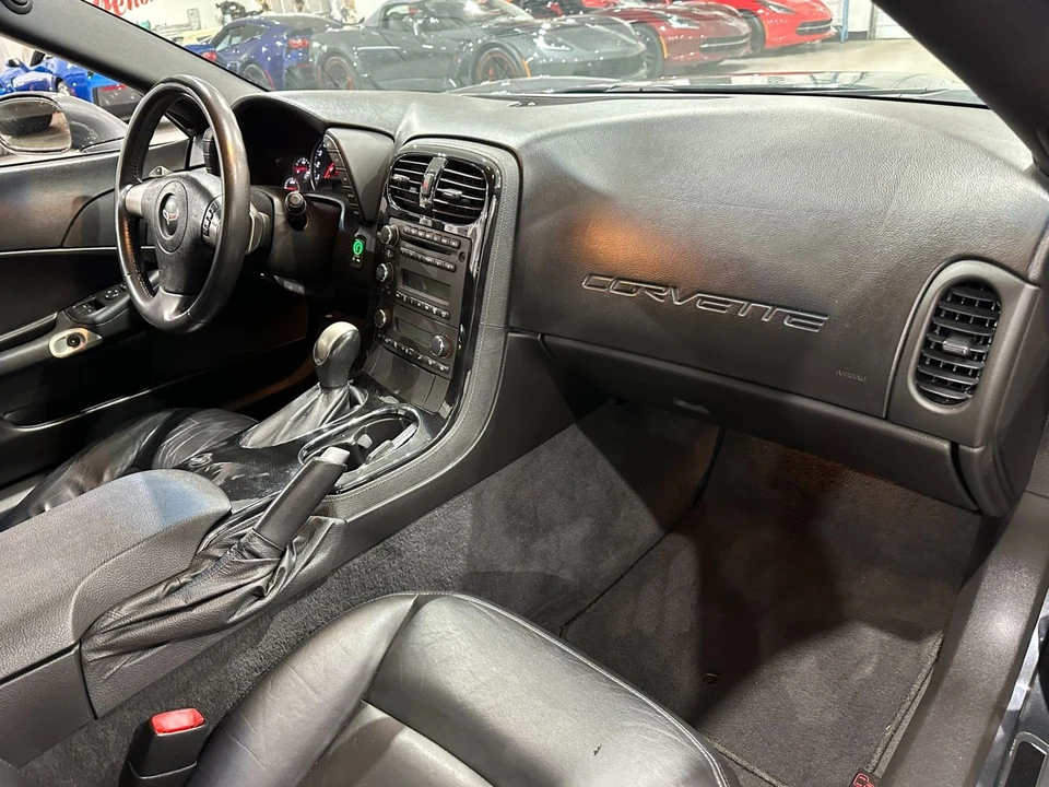 2009 Chevrolet Corvette C6 - Image 10 of 11
