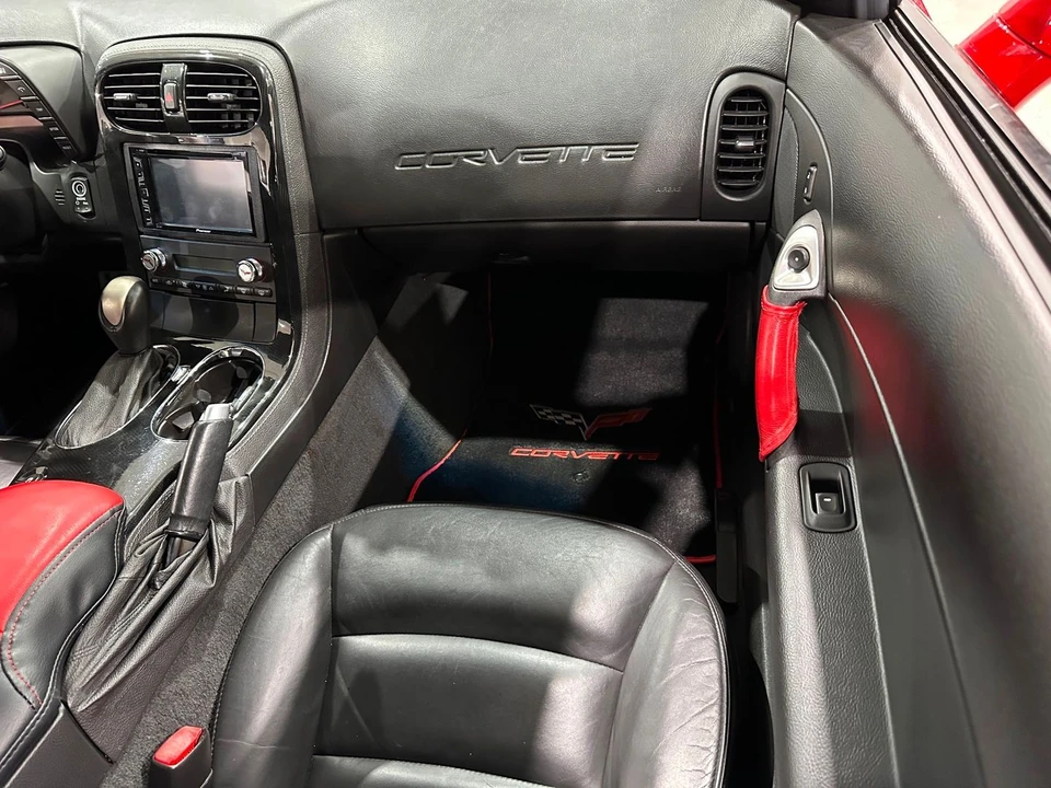 2009 Chevrolet Corvette C6 - Image 13 of 21