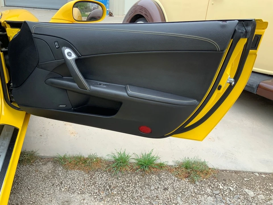2009 Chevrolet Corvette C6 - Image 24 of 31