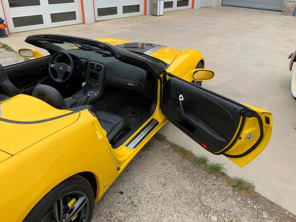 2009 Chevrolet Corvette C6 - Image 25 of 31