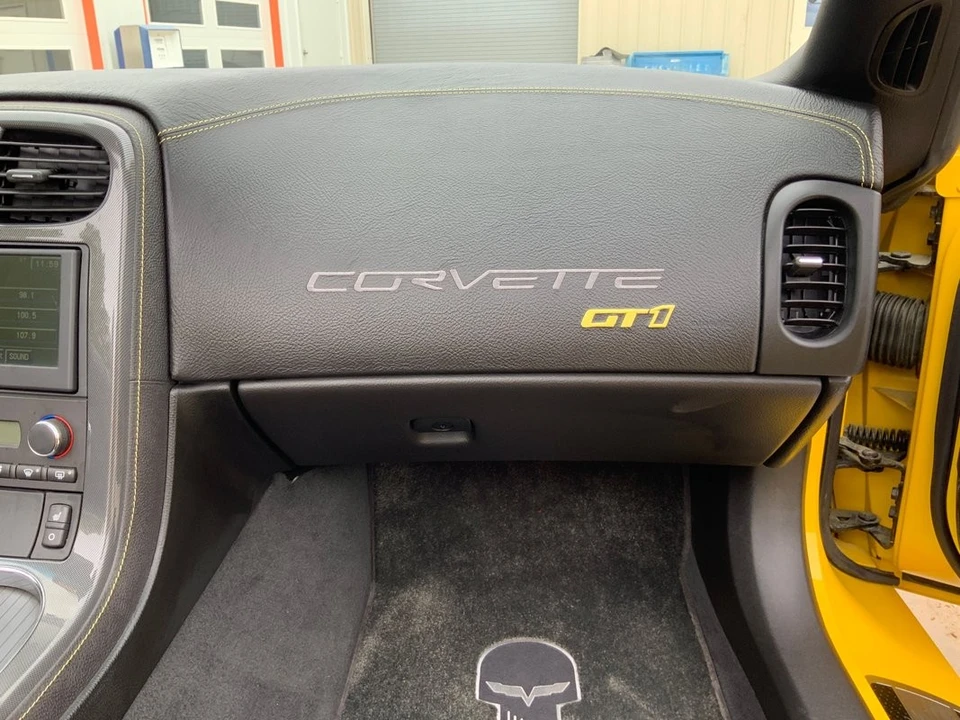 2009 Chevrolet Corvette C6 - Image 22 of 31