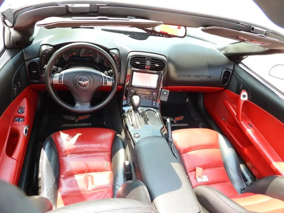 2009 Chevrolet Corvette C6 - Image 9 of 18