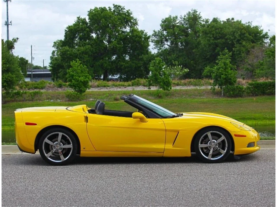 2009 Chevrolet Corvette C6 - Image 2 of 12