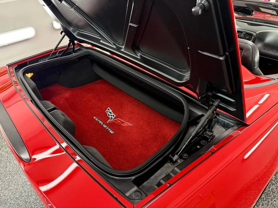 2009 Chevrolet Corvette C6 - Image 17 of 19