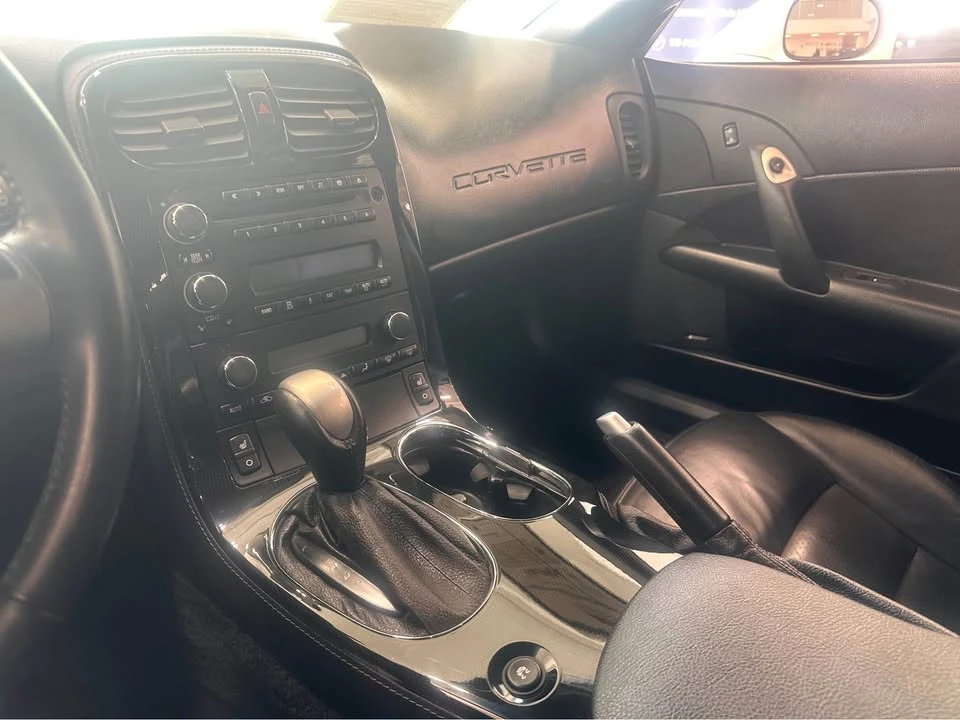 2009 Chevrolet Corvette C6 - Image 15 of 16