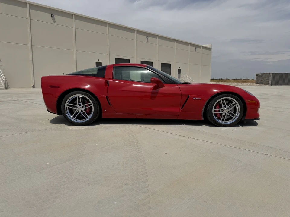 2009 Chevrolet Corvette C6 Z06 - Image 4 of 13