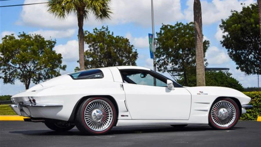 2009 Chevrolet Corvette C6 Z06 - Image 2 of 10