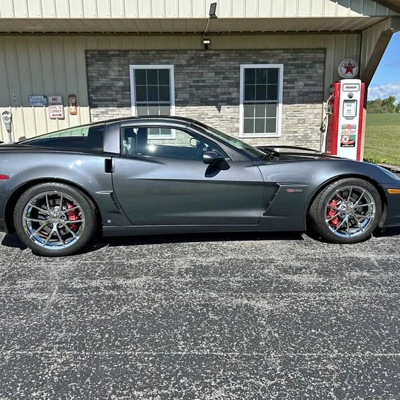 2009 Chevrolet Corvette - Image 1 of 1