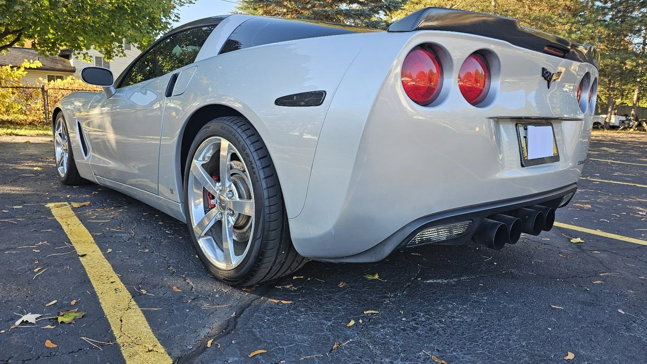 2009 Chevrolet Corvette C6 - Image 10 of 21