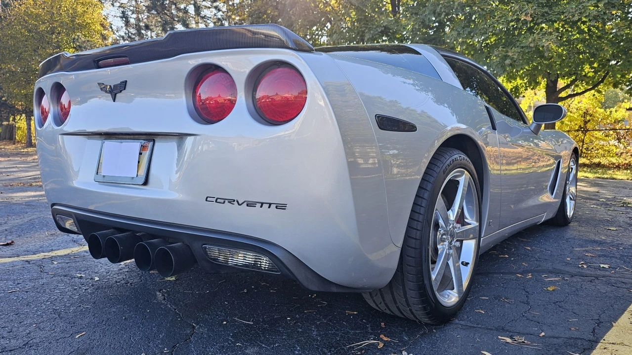 2009 Chevrolet Corvette C6 - Image 9 of 21