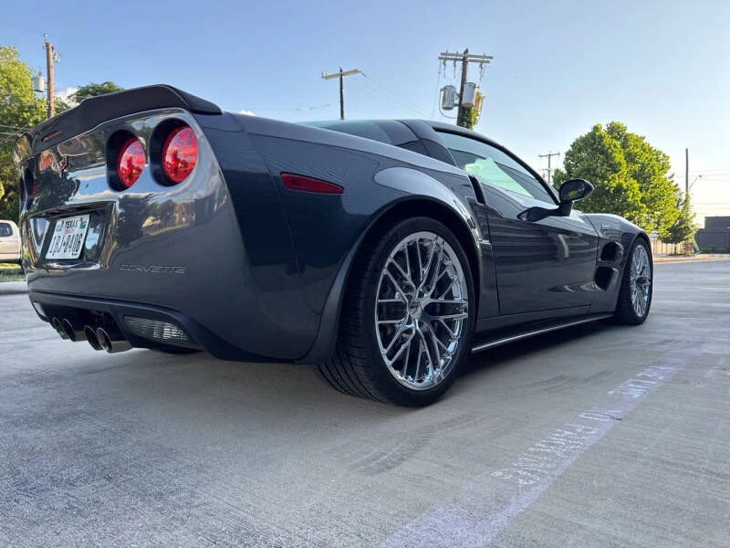 2009 Chevrolet Corvette C6 ZR1 - Image 12 of 31