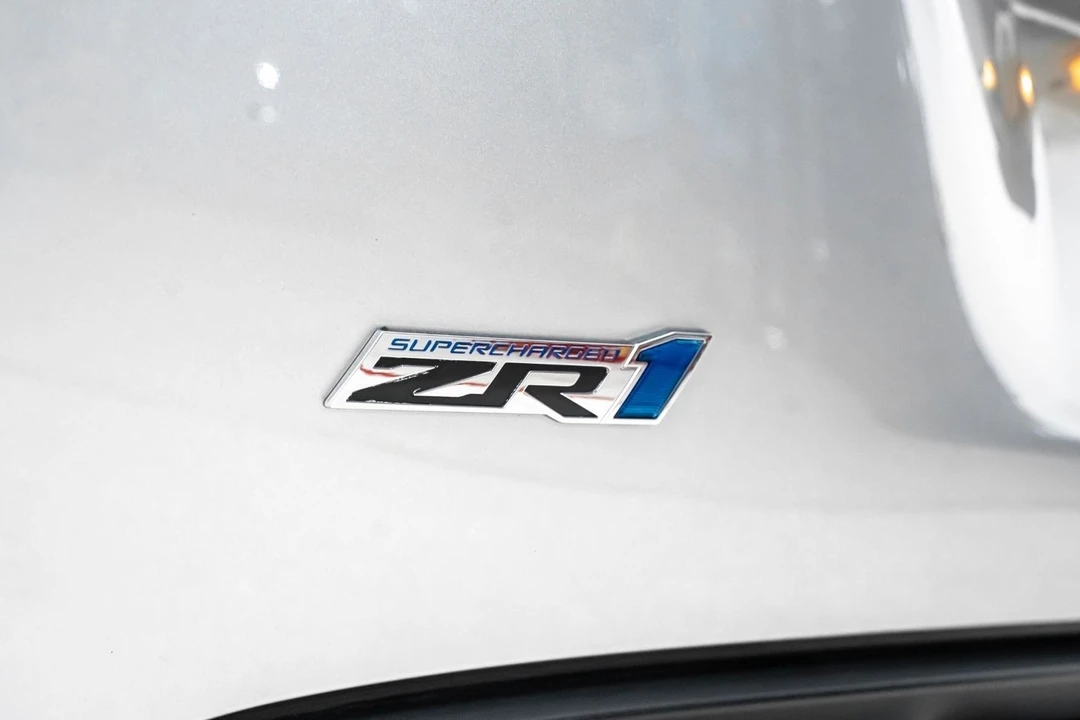 2009 Chevrolet Corvette C6 ZR1 - Image 14 of 31