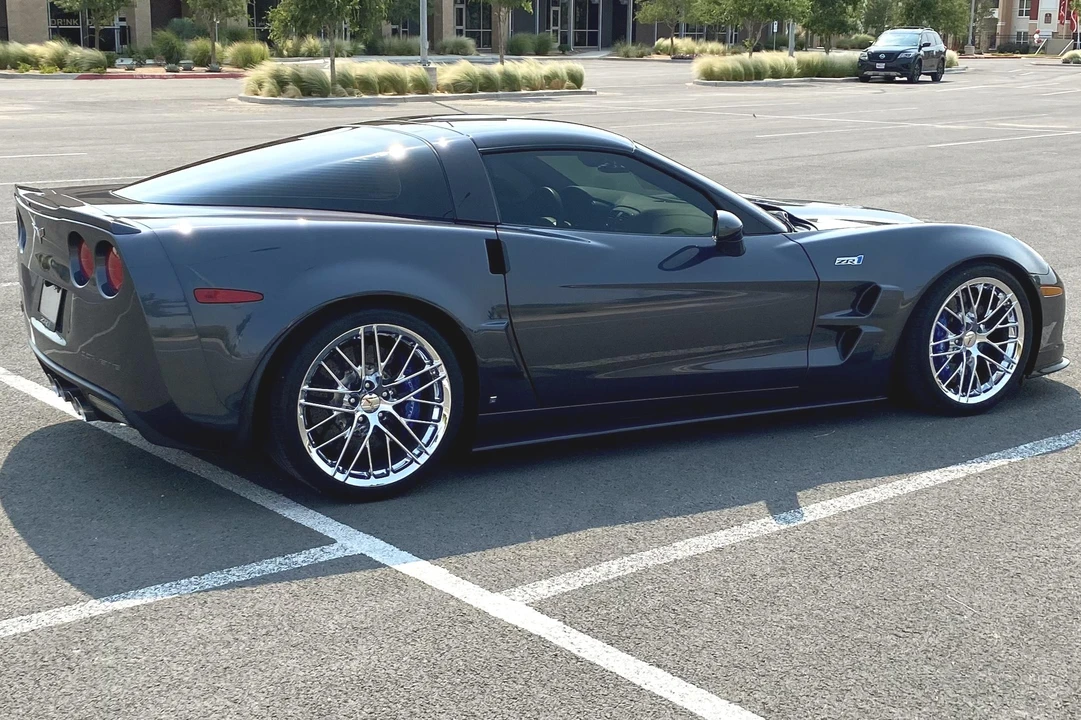 2009 Chevrolet Corvette C6 ZR1 - Image 3 of 31