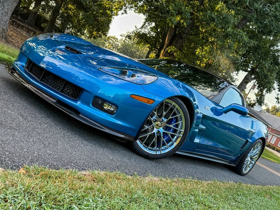 2009 Chevrolet Corvette C6 ZR1 - Image 3 of 23