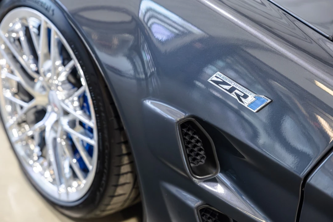 2009 Chevrolet Corvette C6 ZR1 - Image 15 of 31