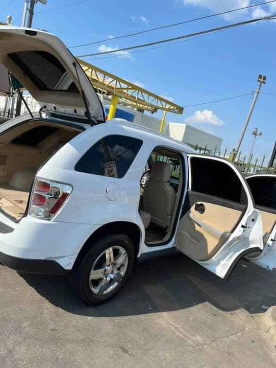 2009 Chevrolet Equinox - Image 4 of 12